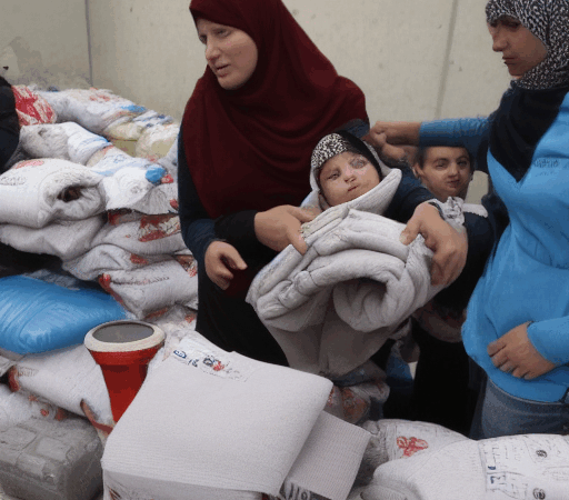 Urgent Need in Gaza: Support Distributing Winter Blankets And Clothing