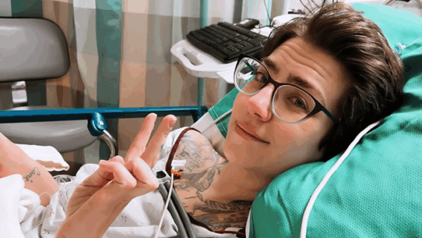 https://sadik-o.com - Support Erin During Endometriosis Surgery Recovery