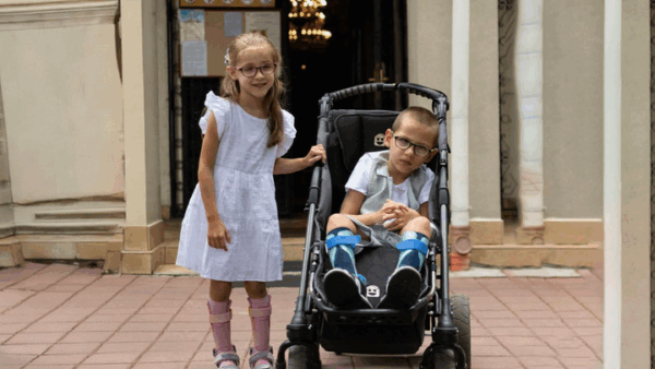 https://sadik-o.com - Kristiyan & Viktoria's Hope for Walking
