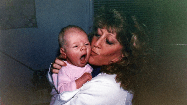 https://sadik-o.com - Celebrating Leanne's Life: Obituary Fund