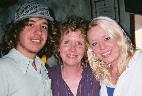 https://sadik-o.com - In Memory of Peter Roberts: Support Needed