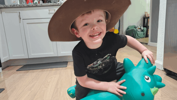 https://sadik-o.com - Support Oliver's Medical Care Fund