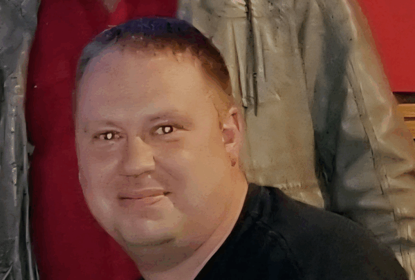 https://sadik-o.com - Aid Jay Martin: A Friend in Need