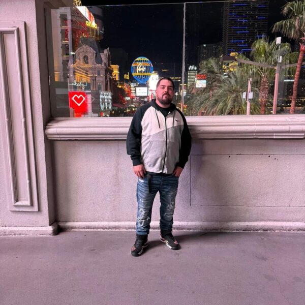 Help Richard and his love ones in This time. - Image 3