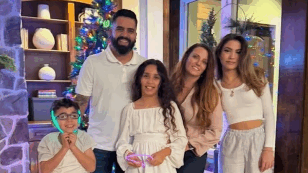 https://sadik-o.com - Support Marina's Battle Against Brain Cancer