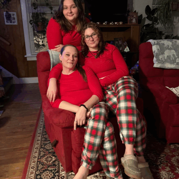 Leah's Legacy: Support Her Daughters in Celebration of Life - Image 3