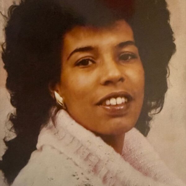 Celebrating a Selfless Mother's Life and Love - Image 4