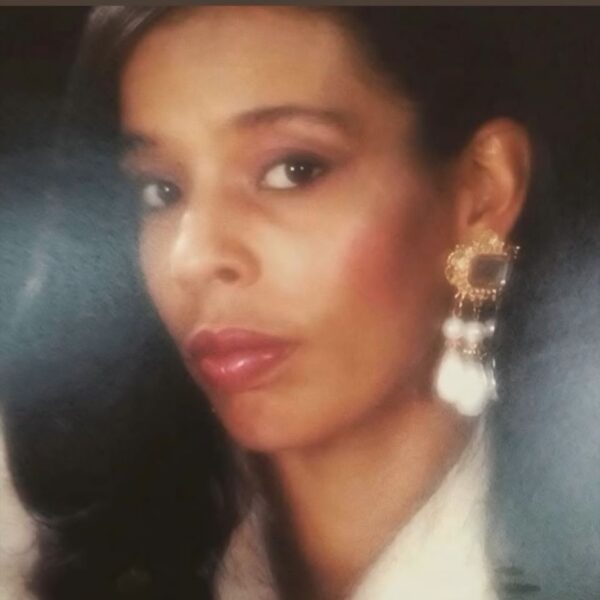 Celebrating a Selfless Mother's Life and Love - Image 5
