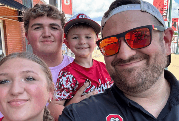 https://sadik-o.com - Please Help Support Justin Moller