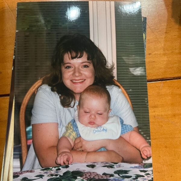 Help Amy's Family Overcome Medical and Funeral Expenses - Image 5