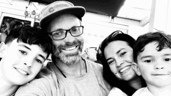 https://sadik-o.com - Help Debbie Fight Her Brain Tumor and Heal