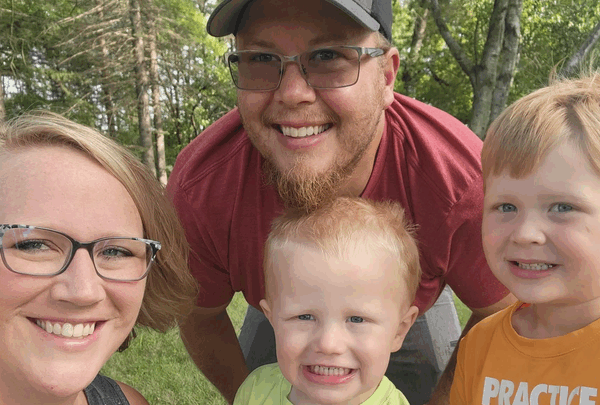 https://sadik-o.com - Support for Sophie and her boys