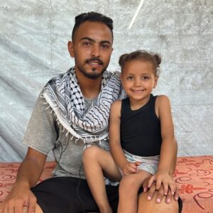 https://sadik-o.com - refugees and asylum seeekers - Help Ashraf and his daughter Nono survive!