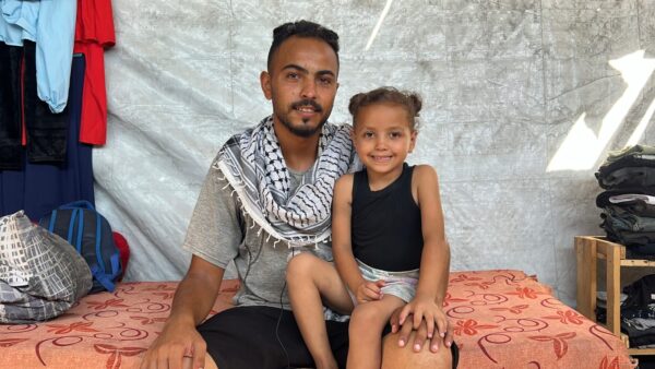 https://sadik-o.com - refugees and asylum seeekers - Help Ashraf and his daughter Nono survive!
