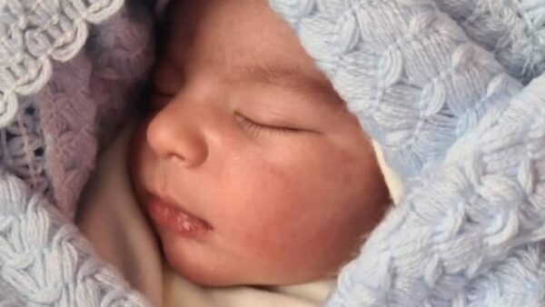 https://sadik-o.com - refugees and asylum seeekers - Help Baby Eliana and her mother