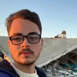 https://sadik-o.com - refugees and asylum seeekers - Help Mohamed and his family survive war
