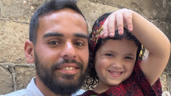 Ayudemos a la familia de Hussein y Chaste - – Sadik-O