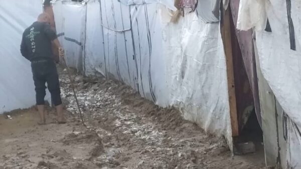Help Ibrahim Hamdan And His Family Get Out Of The Gaza Strip - – Sadik-O