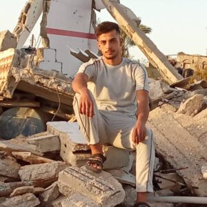 https://sadik-o.com - refugees and asylum seeekers - Help Mahmoud Mounis get medical care for his sick parents