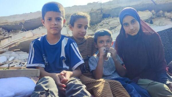 https://sadik-o.com - refugees and asylum seeekers - Help Save Retaj's life