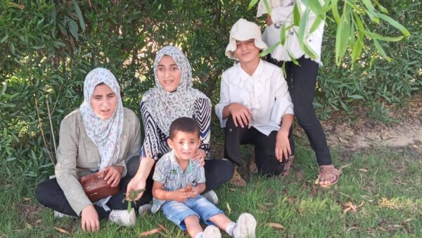https://sadik-o.com - refugees and asylum seeekers - Save Suhair and her children in Gaza