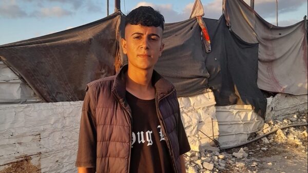 Help Yasser in Gaza receive eye treatment - – Sadik-O