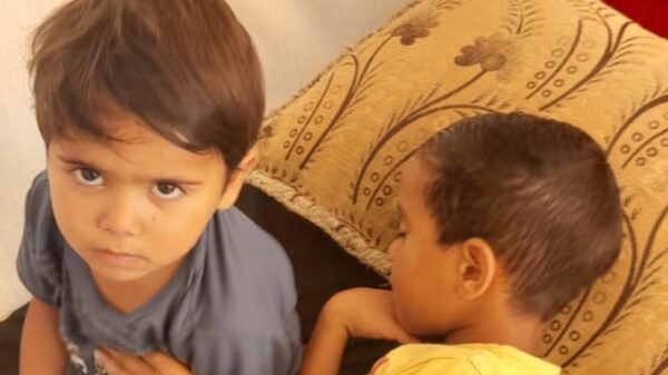 Help  for two children . They need food urgently! - – Sadik-O