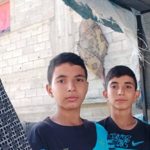 Help Jana and her family in Gaza - – Sadik-O