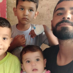 https://sadik-o.com - refugees and asylum seeekers - Help Ahmed feed his children and family and get them out of Gaza