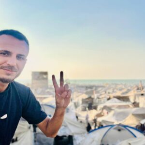 https://sadik-o.com - refugees and asylum seeekers - Hamza and Family Struggling to Survive in Gaza