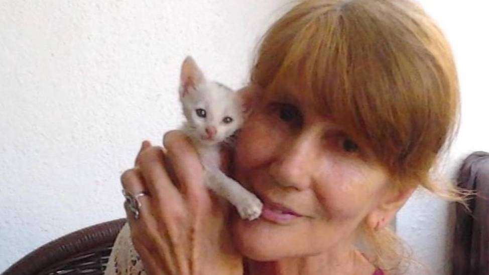 Give Them Hope! (Helping Street Animals in India)