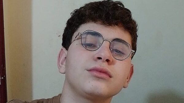 https://sadik-o.com - refugees and asylum seeekers - Help a Gazan Refugee Continue His Education