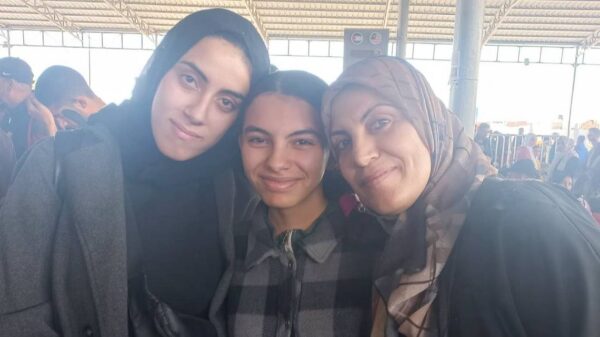 https://sadik-o.com - refugees and asylum seeekers - my Mother is our life