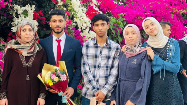 https://sadik-o.com - refugees and asylum seeekers - Help me and my family rebuild our lives and home