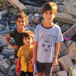 https://sadik-o.com - refugees and asylum seeekers - Help Mahmoud Raise Money For His Kids