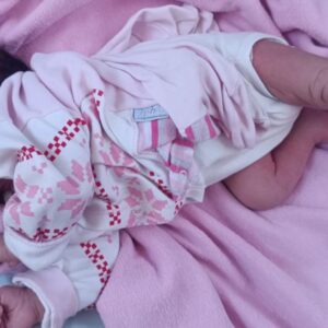 https://sadik-o.com - refugees and asylum seeekers - Help Noor and her baby girl Watin
