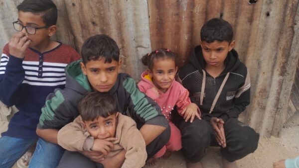 https://sadik-o.com - refugees and asylum seeekers - Help Olft Ayman Atallah and his family evacuate gaza