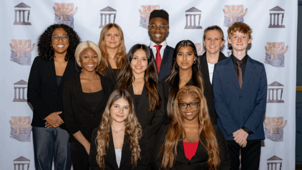 Help FLHS Mock Trial Team Compete Globally
