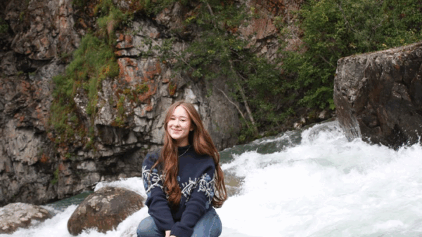 Help Laura get to Bible college