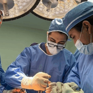 Por el sueño médico de Simón