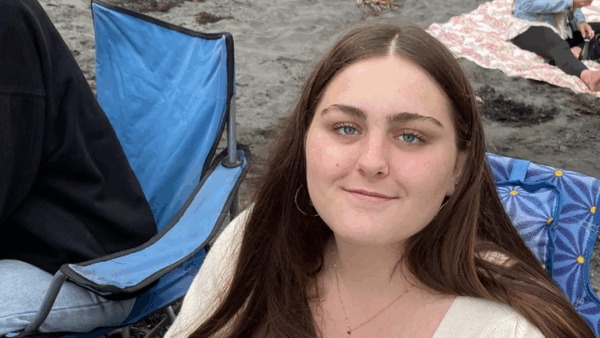 Help Claire Study Abroad in Italy