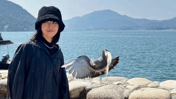 Supporting Momo's Lee Strasberg Dream During Family Hardship
