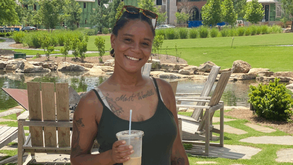Help Ashley SHINE in Beauty School