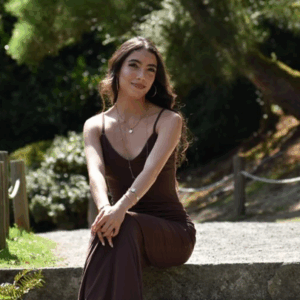 Help My Fiancée Finish Her Last Quarter and Keep Status