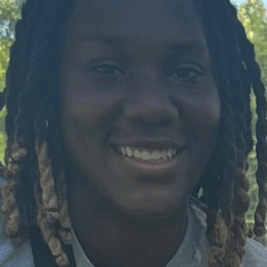 Support DeBraya Edwards: First-Gen College Dream