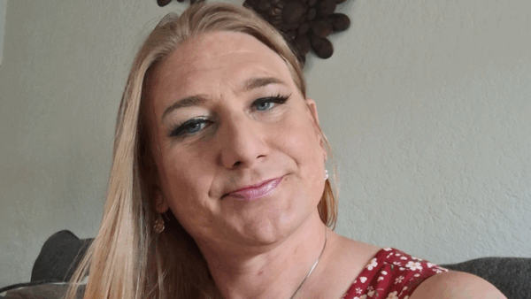 Support Myshell's Journey to a Social Work Degree