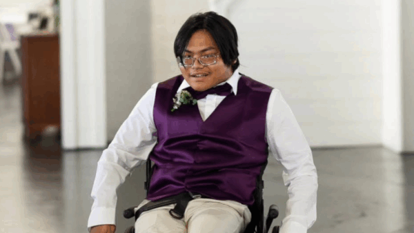 Support medical crowdfunding campaigns for urgent treatments