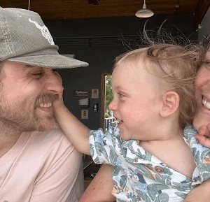 Support medical crowdfunding campaigns for urgent treatments