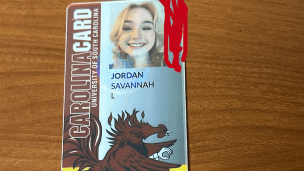 Help Savannah Stay in College: Urgent Tuition Aid
