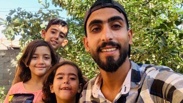 https://sadik-o.com - refugees and asylum seeekers - Help Mohammed and Family Survive